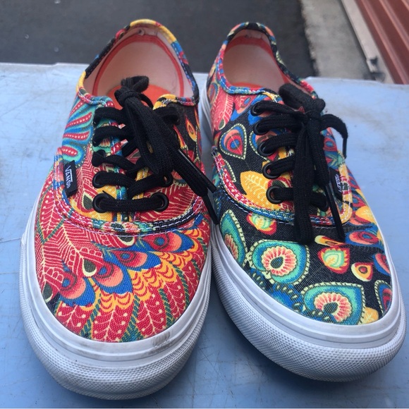 Van’s Rare Classic Lace Up Skate Shoes Mandala Peacock Feather Design Sneakers - Picture 9 of 16